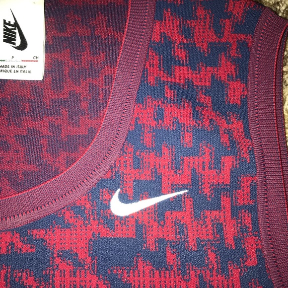 SOLD-Vintage Nike set - Picture 4 of 9